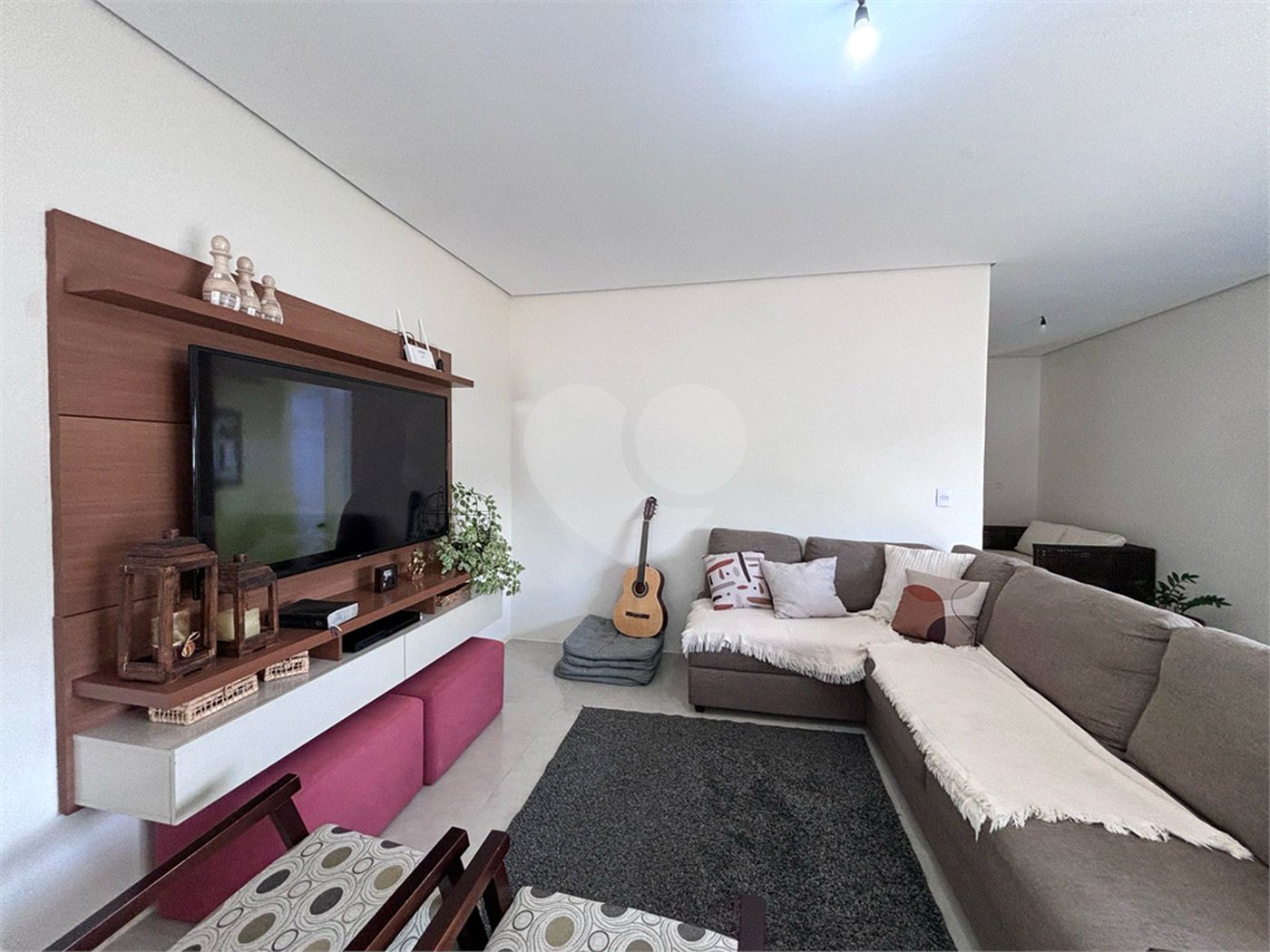 Casa à venda com 2 suítes em Jardim Estância Brasil, Atibaia, SP