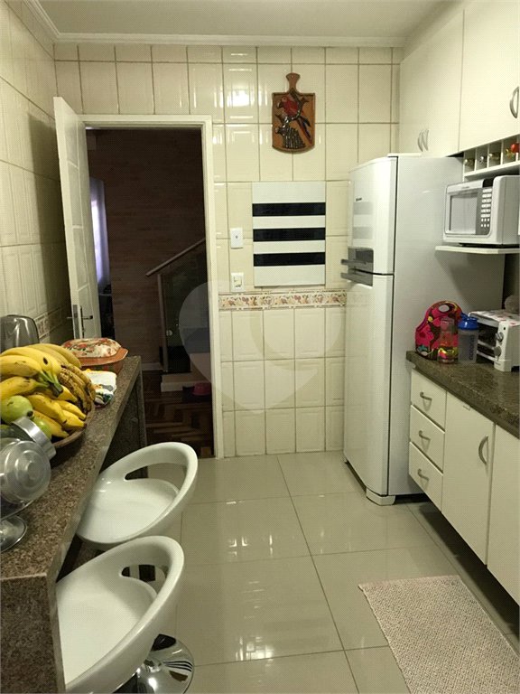 Sobrado à venda com 3 quartos, sendo 1 suíte, em Vila do Castelo, São Paulo, SP
