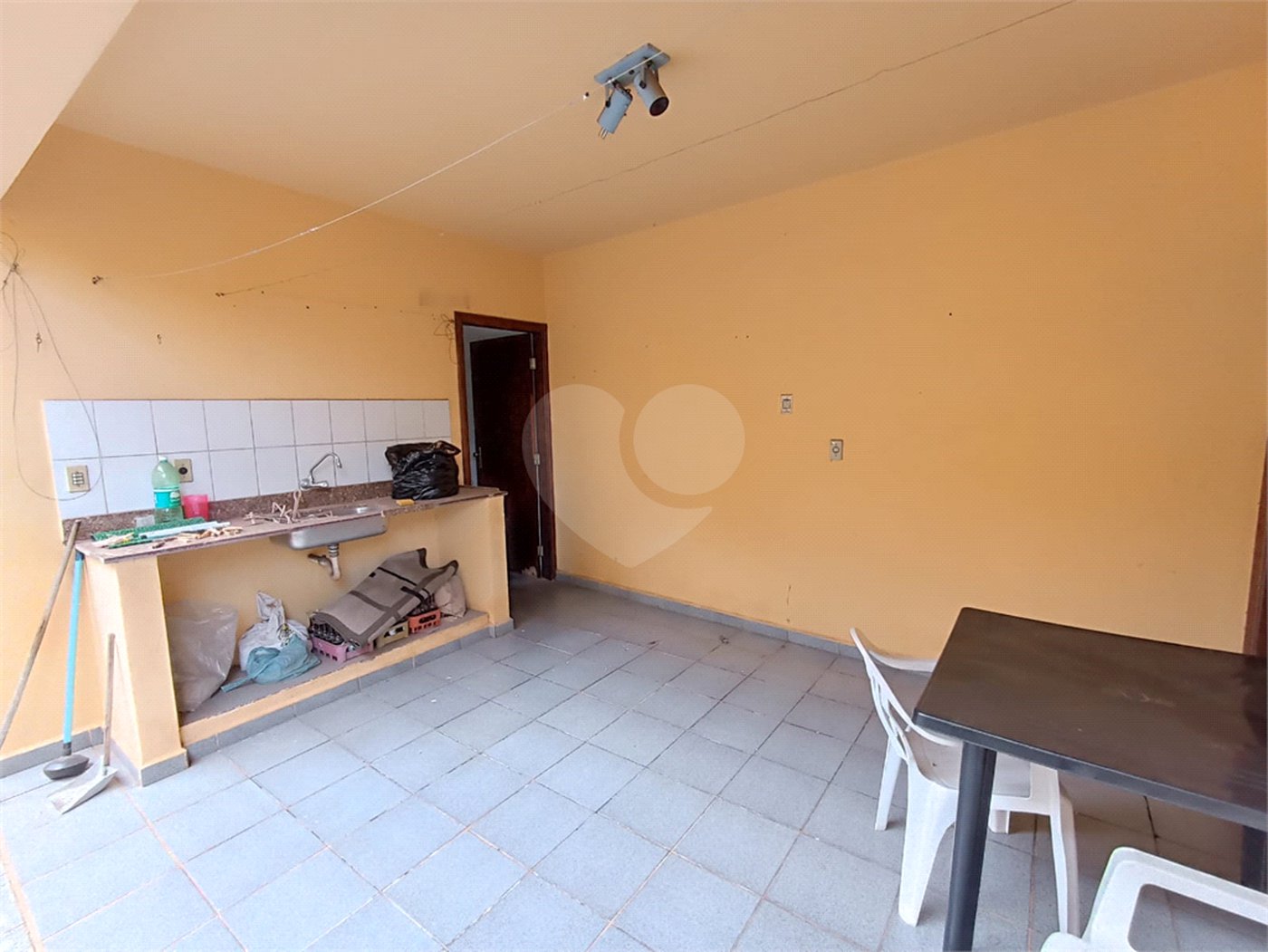Casa à venda com 6 quartos, sendo 2 suítes, no Centro, Itapetininga, SP