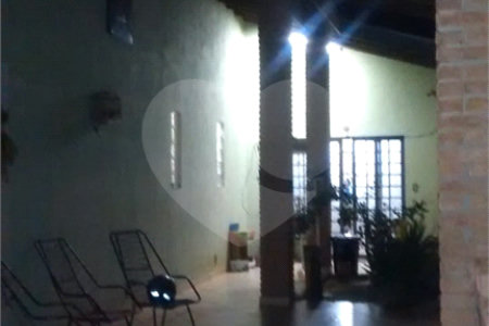 Casa à venda com 2 quartos em Parque Residencial Vale do Sol, Araraquara, SP