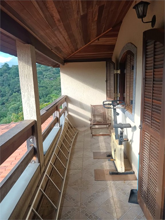 Casa à venda com 4 quartos, sendo 1 suíte, em Santa Inês, Mairiporã, SP