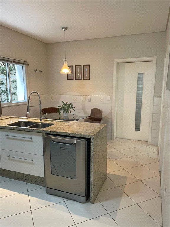 Casa à venda com 3 suítes no condomínio Villagio Di Verona, Vinhedo - SP