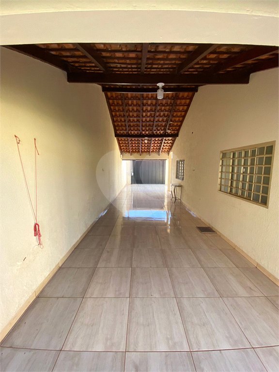 Casa à venda com 2 quartos, sendo 1 suíte, em Vila Renô, Ponta Porã, MS