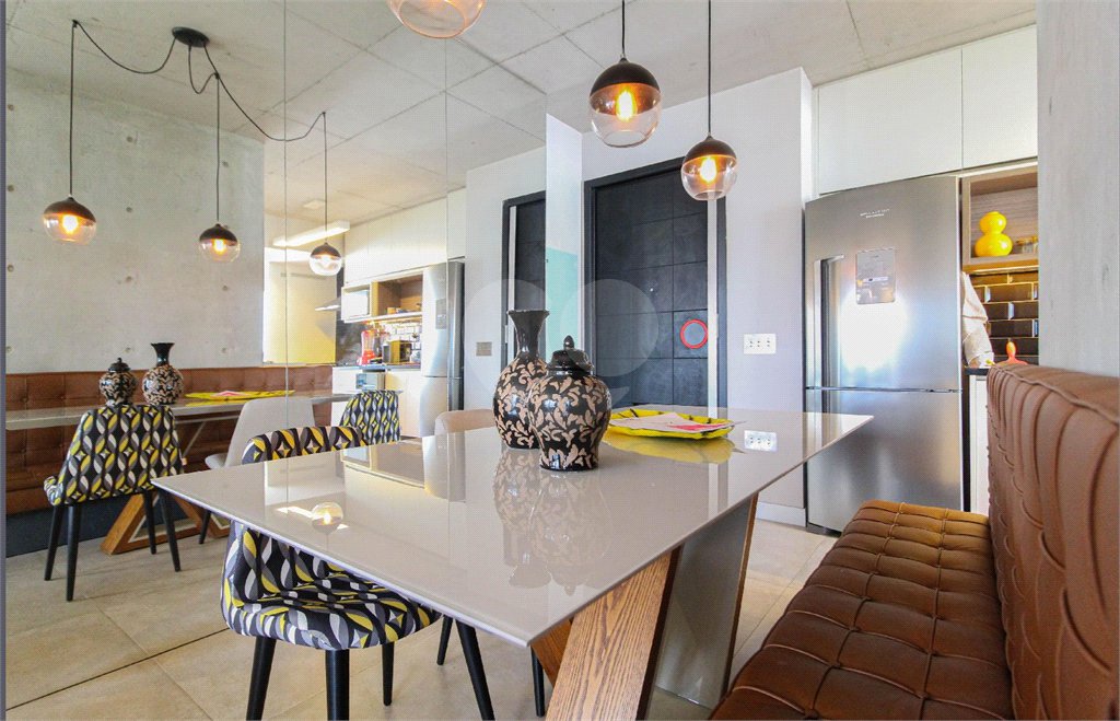 Apartamento à venda com 2 quartos, sendo 1 suíte, em Vila Olímpia, São Paulo, SP