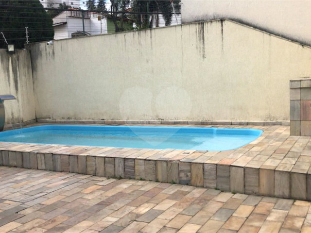 Casa à venda com 3 quartos, sendo 1 suíte,  no condomínio Felipe, São Paulo - SP
