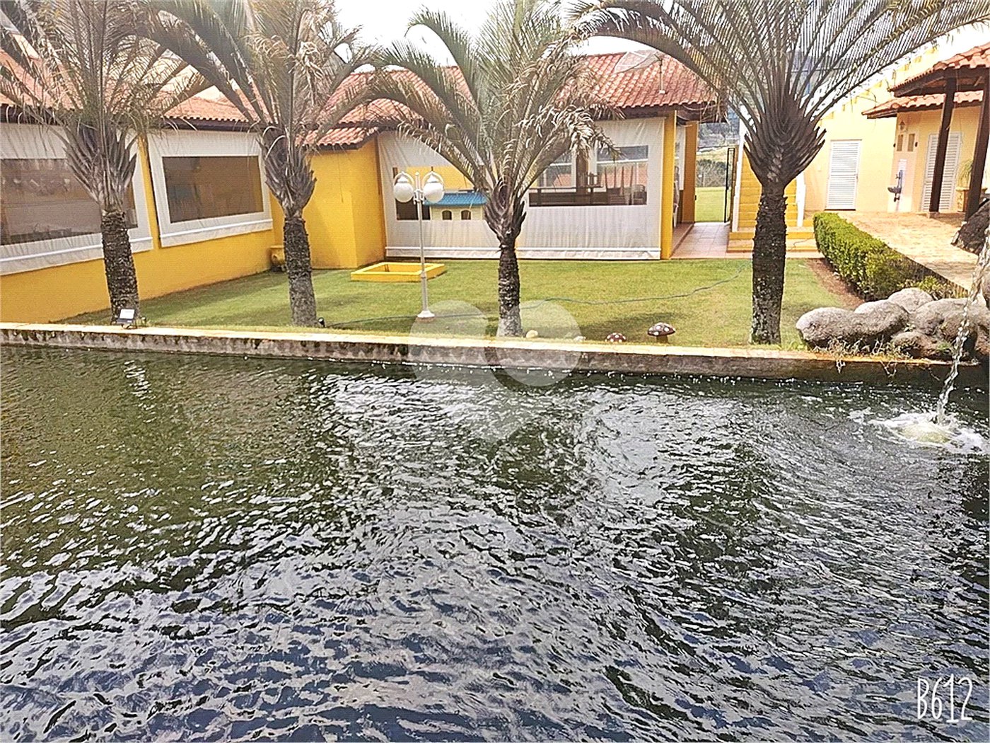 Casa à venda com 4 quartos, sendo 3 suítes, em Luiz Fagundes, Mairiporã, SP