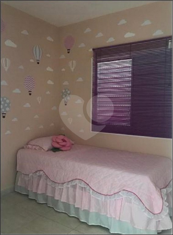 Casa à venda com 3 quartos no condomínio Residencial Vila D`ouro, Cotia - SP
