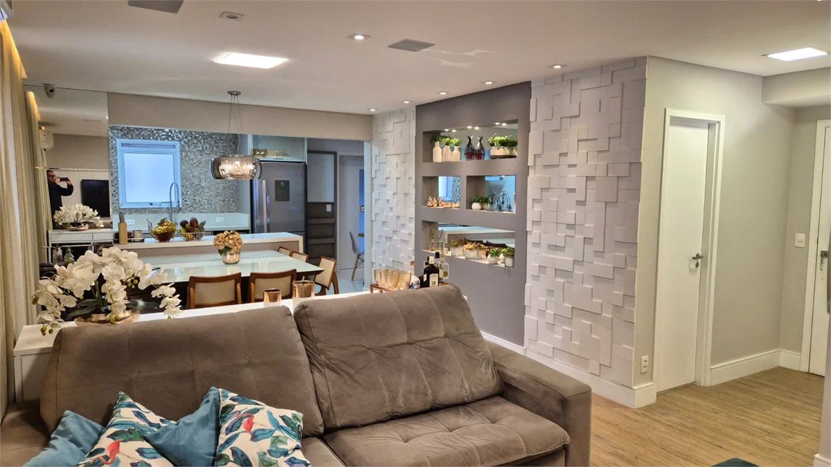 Apartamento à venda com 3 quartos, sendo 1 suíte, em Jardim Arpoador, São Paulo, SP