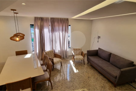Sobrado à venda com 3 quartos, sendo 1 suíte, em Santa Teresinha, São Paulo, SP