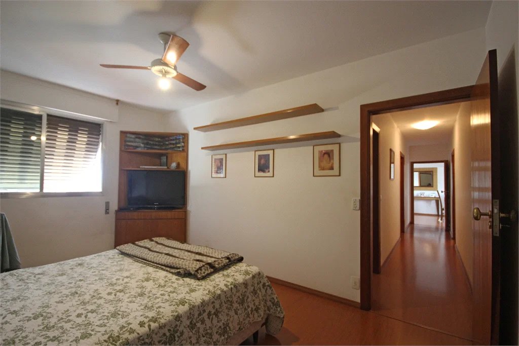 Apartamento à venda com 3 quartos, sendo 1 suíte, em Alto da Lapa, São Paulo, SP