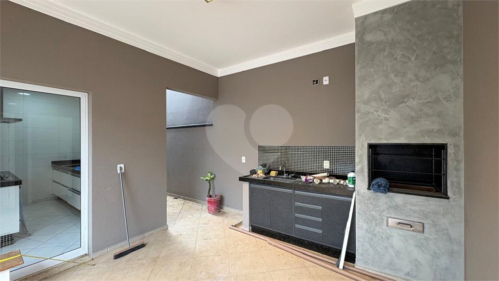 Casa à venda com 4 quartos, sendo 3 suítes, no condomínio Mont Blanc, Sorocaba - SP