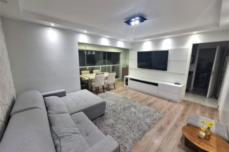 Apartamento à venda com 3 quartos, sendo 1 suíte, em Vila Andrade, São Paulo, SP