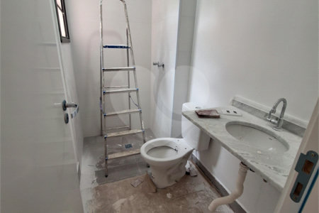 Apartamento à venda com 3 quartos, sendo 1 suíte,  no Centro, Vinhedo, SP
