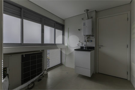 Apartamento à venda ou para alugar com 3 suítes em Água Branca, São Paulo, SP