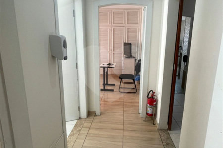 Casa Térrea à venda com 4 quartos em Vila Oliveira, Mogi das Cruzes, SP