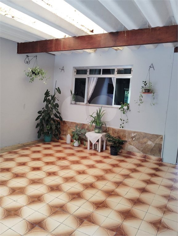 Sobrado à venda com 3 quartos, sendo 1 suíte, em Parque Fongaro, São Paulo, SP