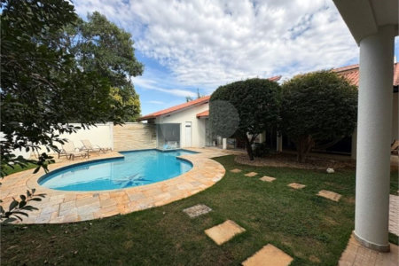 Casa à venda com 4 suítes no condomínio Granja Olga II, Sorocaba - SP