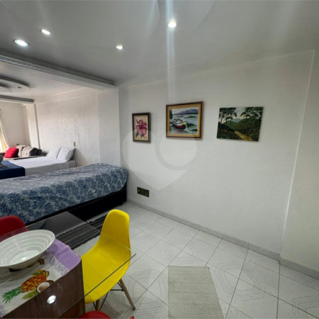 Flat à venda com 1 quarto no Centro, Mogi das Cruzes, SP