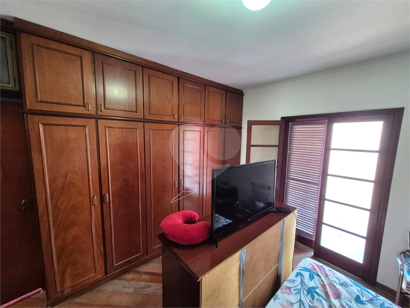 Casa à venda com 3 quartos, sendo 1 suíte, em Parque São Domingos, São Paulo, SP