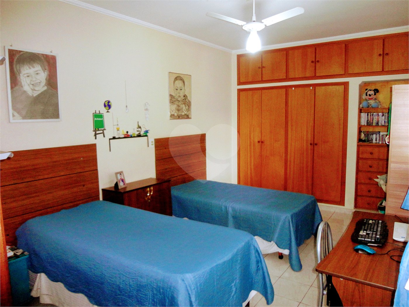 Casa à venda com 3 quartos em Vila Clayton, Valinhos, SP