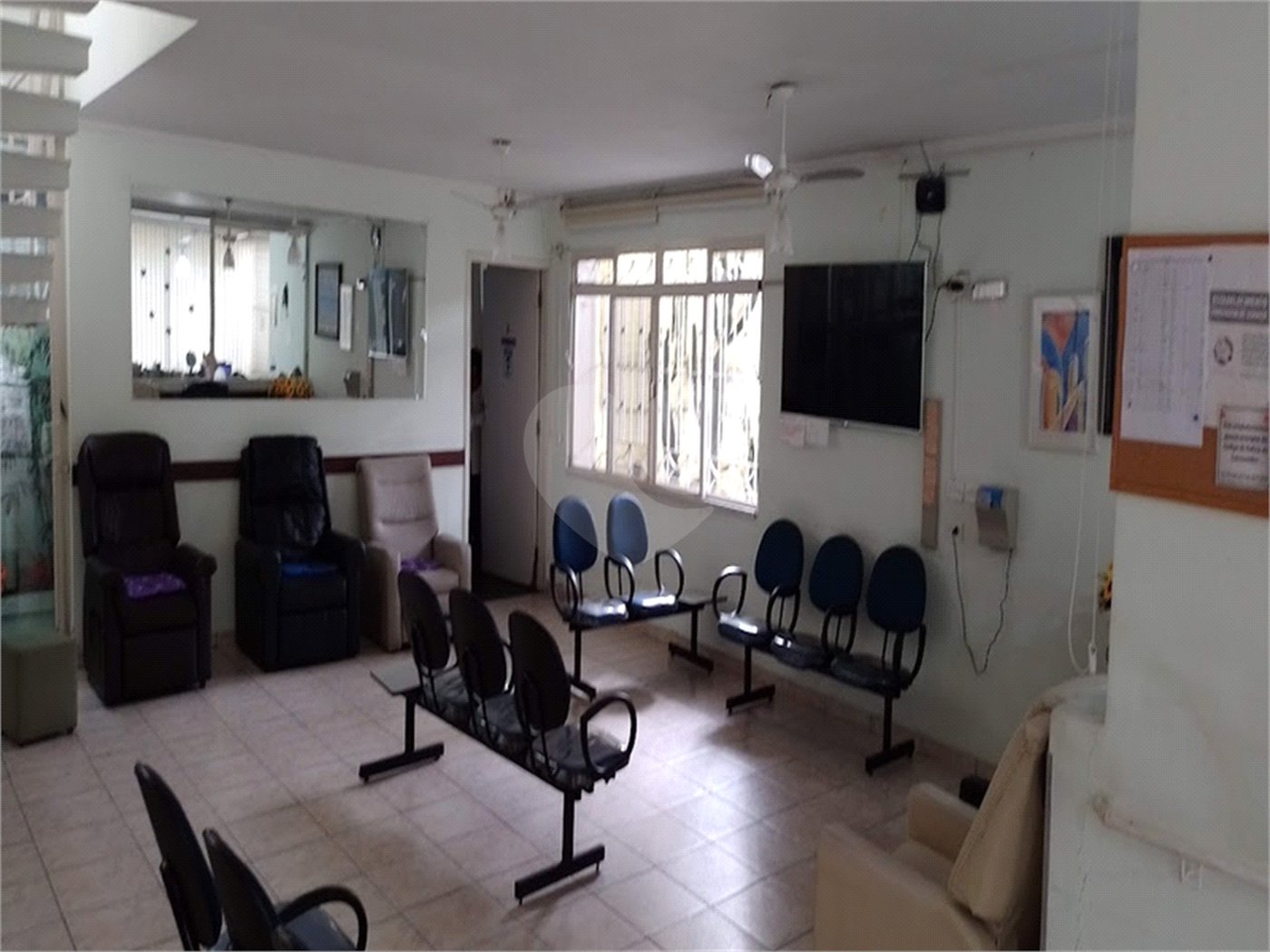 Sobrado à venda com 18 suítes em Vila Medeiros, São Paulo, SP