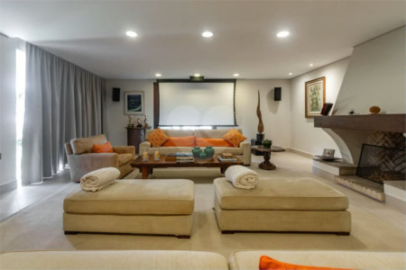 Casa à venda com 5 quartos, sendo 3 suítes, em Jardim Guedala, São Paulo, SP