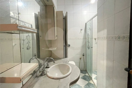 Casa à venda ou para alugar com 6 quartos, sendo 2 suítes, em Condomínio Portal dos Nobres, Atibaia, SP