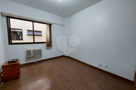 Apartamento à venda com 3 quartos, sendo 1 suíte, em Tijuca, Rio de Janeiro, RJ