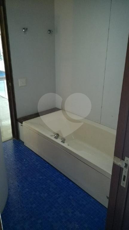 Casa à venda com 4 quartos, sendo 1 suíte, em Retiro Morumbi, São Paulo, SP