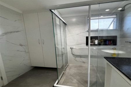 Apartamento para alugar com 3 suítes em Vila Romana, São Paulo, SP