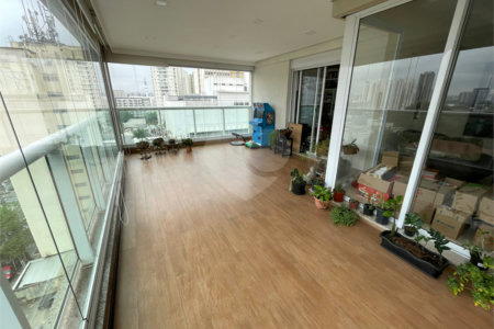 Apartamento à venda com 4 quartos, sendo 3 suítes, em Perdizes, São Paulo, SP