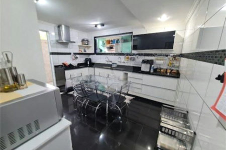 Casa para alugar com 5 suítes no condomínio Recanto das Garças V, Cotia - SP