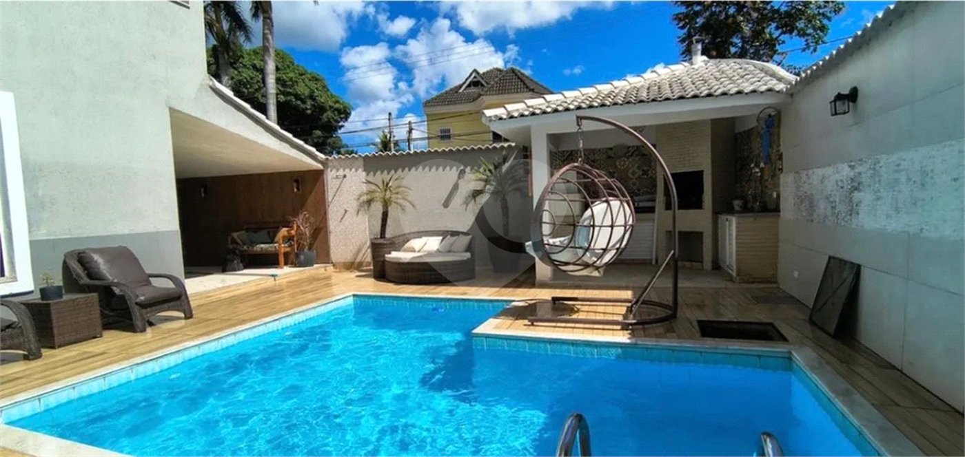 Casa à venda com 4 quartos, sendo 3 suítes, em Vargem Pequena, Rio de Janeiro, RJ