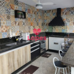 Casa à venda com 3 suítes no condomínio Jaridim Coleginho, Jacareí - SP