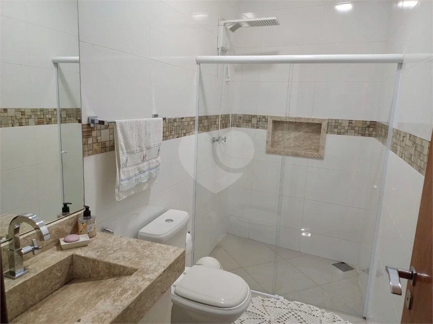 Bela casa térrea com 3 dormitórios no bairro Nova Piracicaba !!