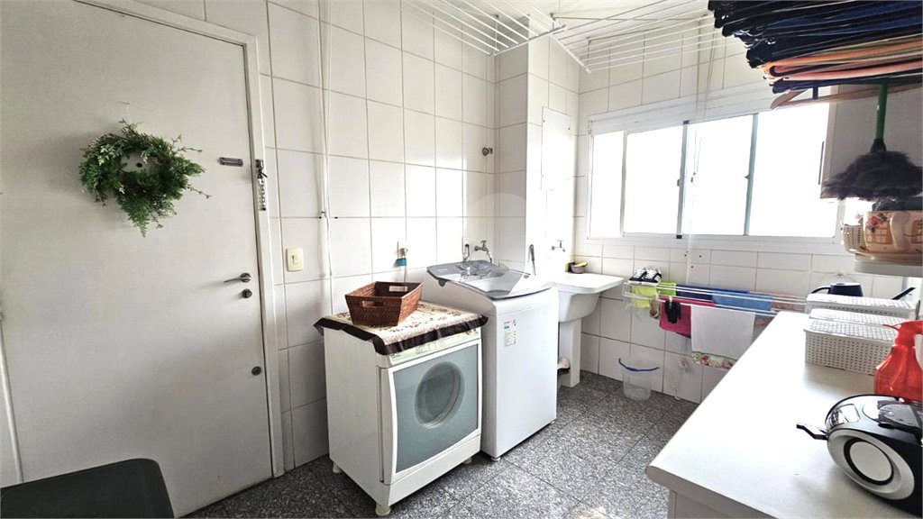 Cobertura à venda com 4 quartos, sendo 3 suítes, em Alto da Boa Vista, São Paulo, SP
