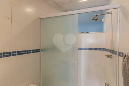Apartamento à venda com 4 quartos, sendo 1 suíte,  em Copacabana, Rio de Janeiro, RJ