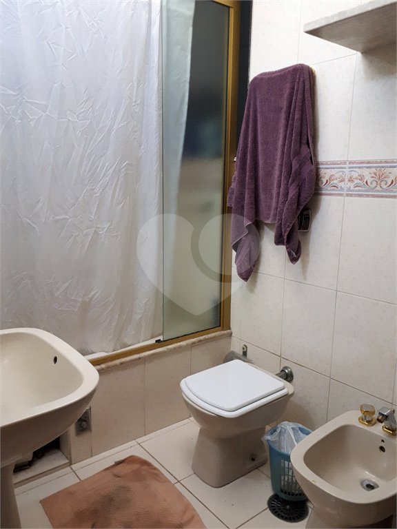 Apartamento à venda com 3 quartos, sendo 1 suíte,  em Santa Cecília, São Paulo, SP