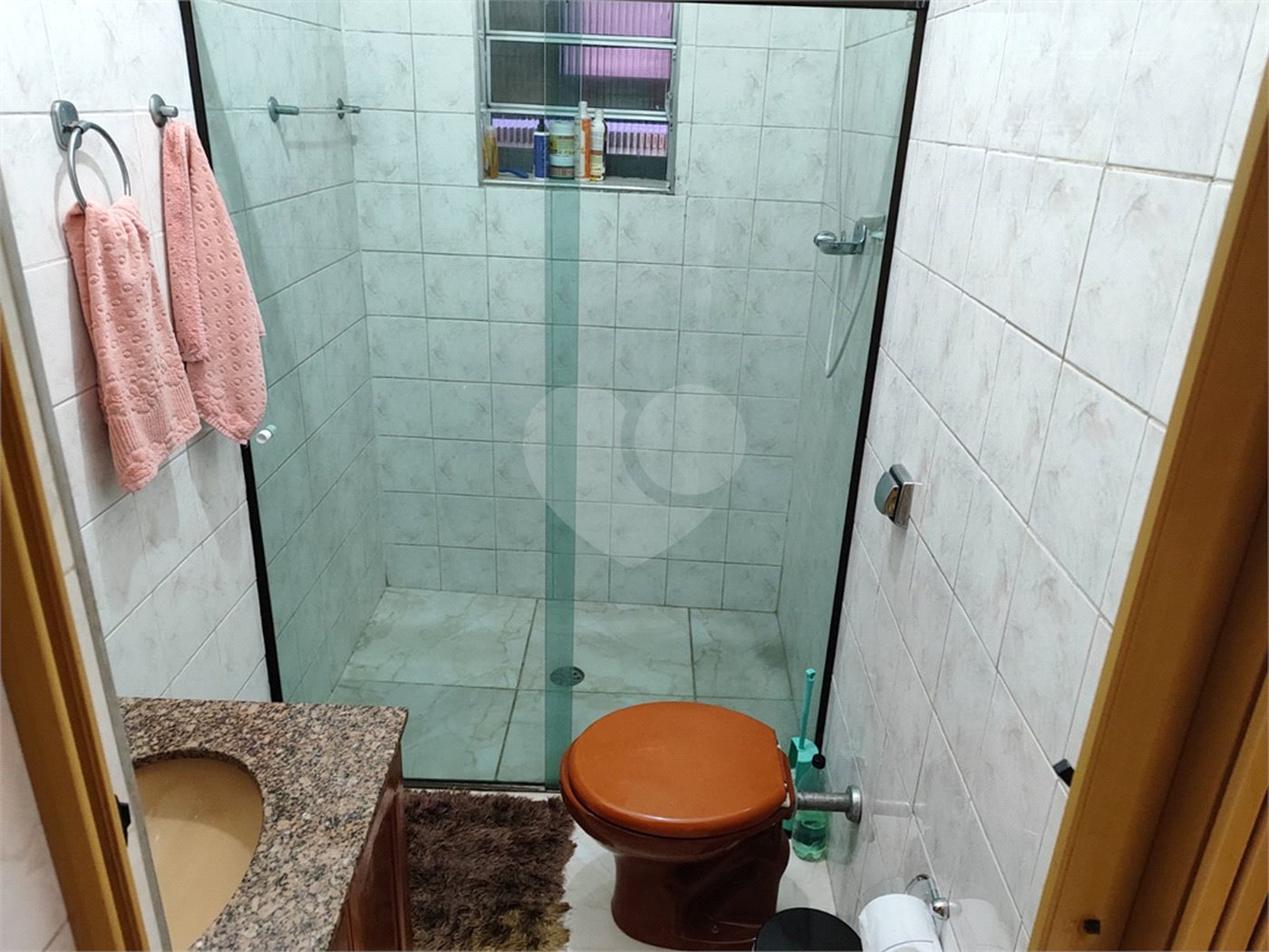 Sobrado à venda com 4 quartos, sendo 1 suíte,  em Saúde, São Paulo, SP