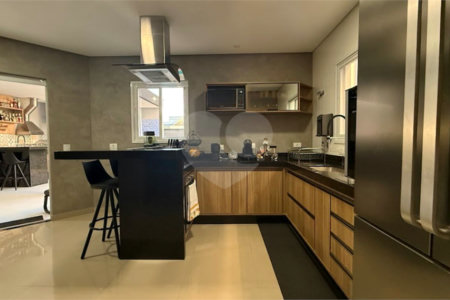Casa à venda com 4 suítes no condomínio Altos da Serra Vi, São José dos Campos - SP