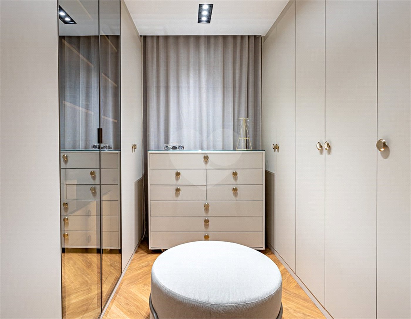 Apartamento à venda com 3 suítes em Jardim Sul, São Paulo, SP