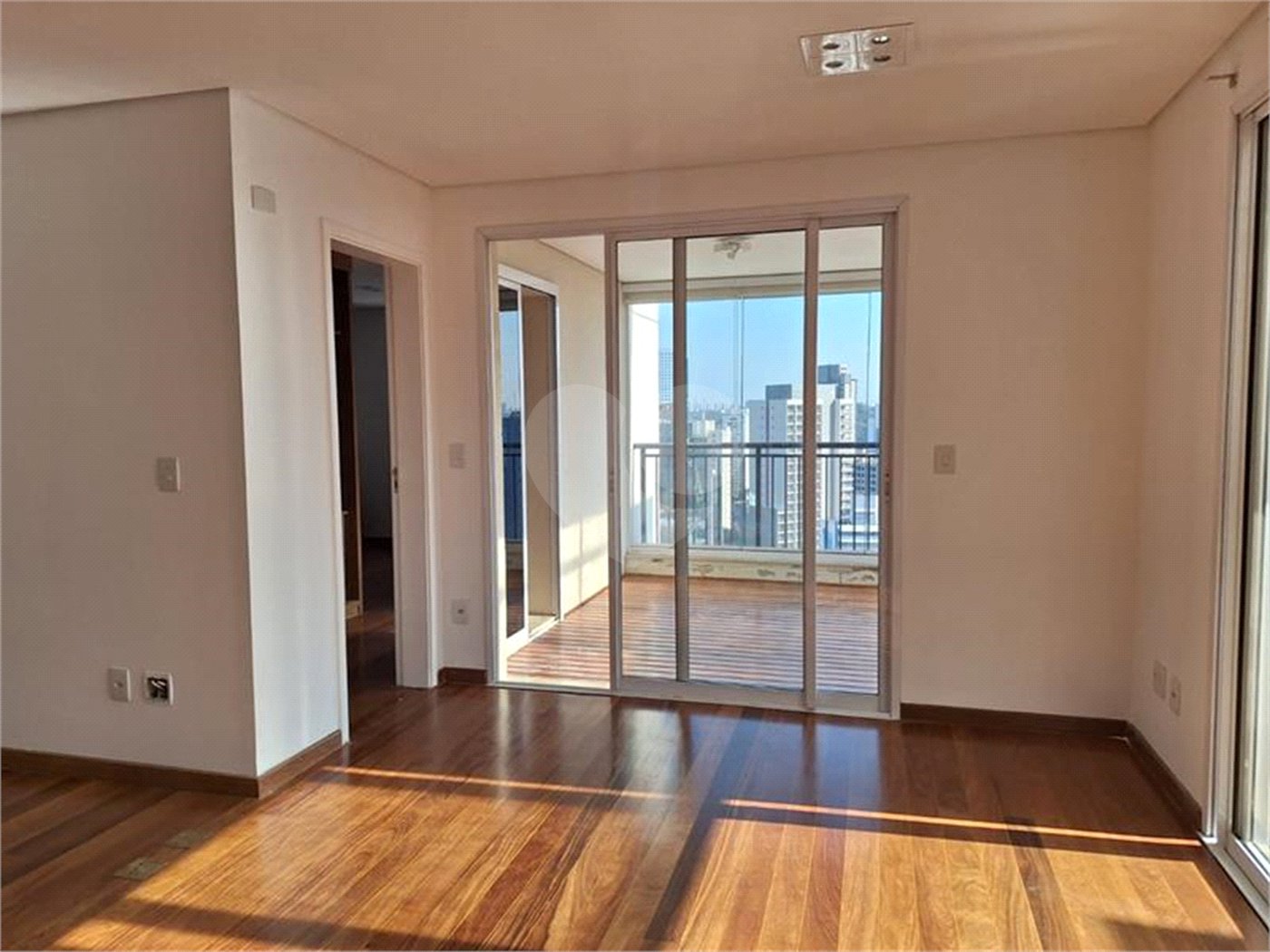 Cobertura à venda com 2 quartos, sendo 1 suíte, em Pinheiros, São Paulo, SP