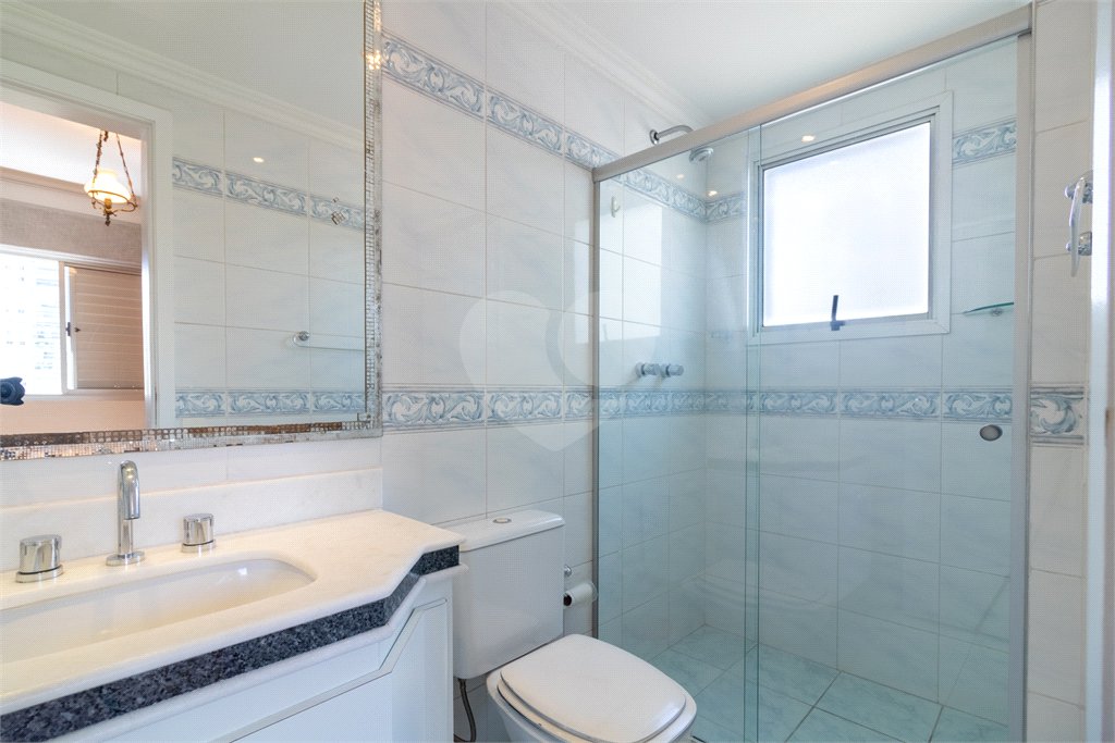Apartamento à venda com 4 quartos, sendo 3 suítes, em Brooklin Paulista, São Paulo, SP