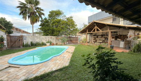 Casa à venda com 3 suítes em Portinho, Cabo Frio, RJ