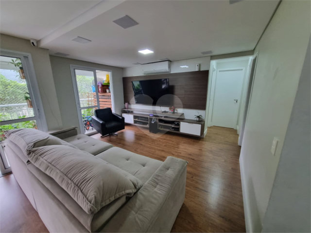Apartamento à venda com 3 quartos, sendo 1 suíte,  em Horto, São Paulo, SP