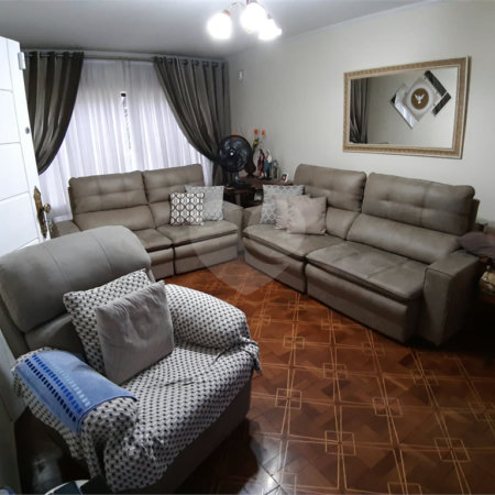 Sobrado à venda com 3 quartos, sendo 1 suíte,  em Vila Mazzei, São Paulo, SP