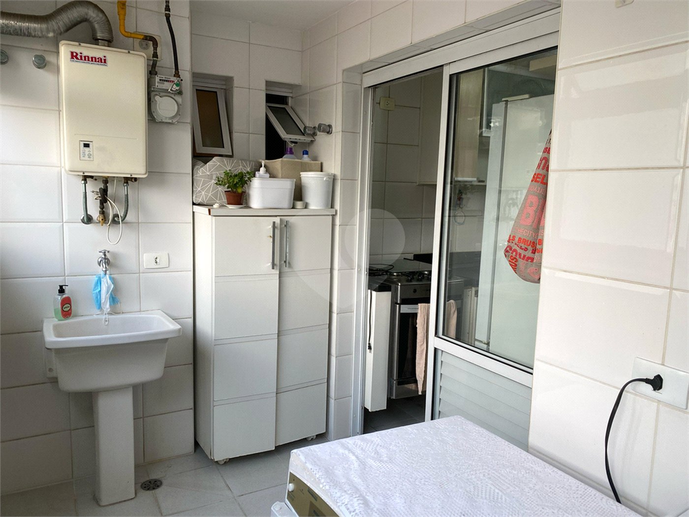 Apartamento para alugar com 2 quartos, sendo 1 suíte, em Alto da Lapa, São Paulo, SP