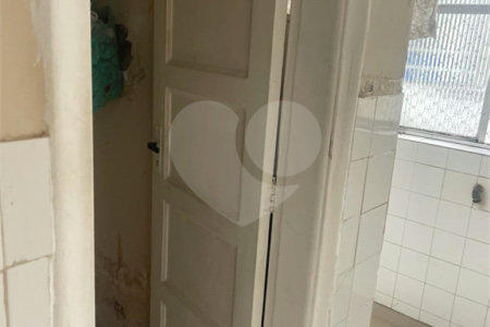 Apartamento à venda com 2 quartos em Cerqueira César, São Paulo, SP