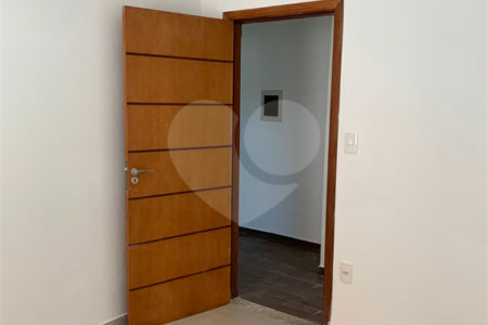 Chácara à venda com 4 quartos, sendo 1 suíte,  em Parque da Represa, Paulínia, SP