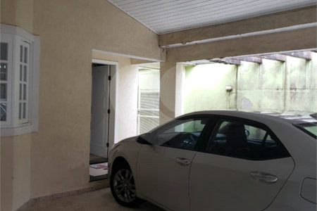 Casa à venda com 6 quartos, sendo 3 suítes, em Alto Ipiranga, Mogi das Cruzes, SP